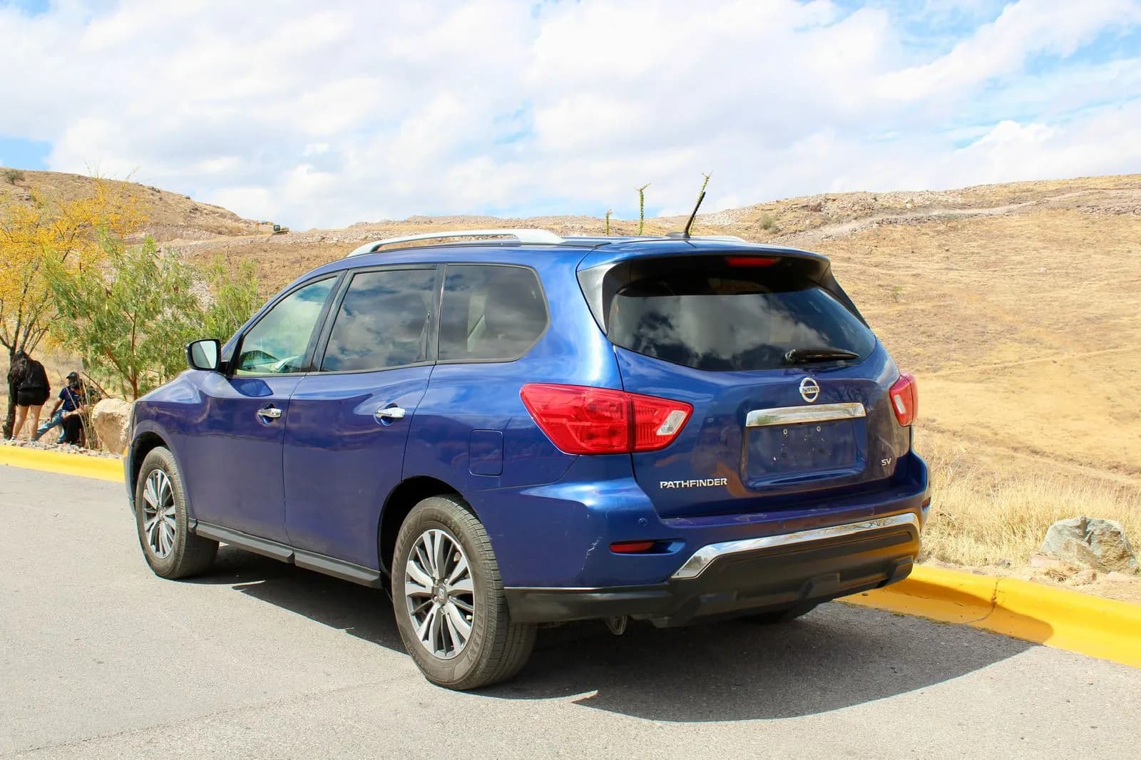 NISSA PATHFINER 2018 - Imagen 1